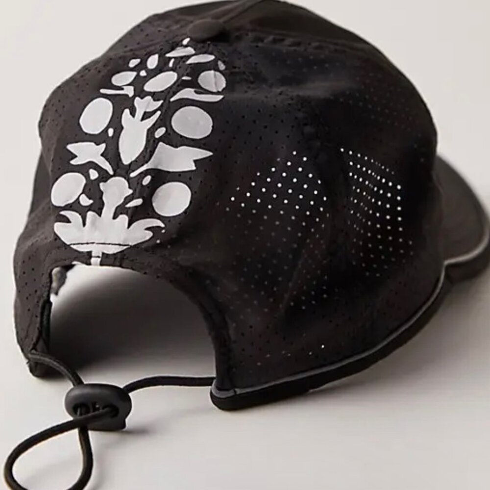 Black Women's Performance Baseball Cap with Reflective White Pattern